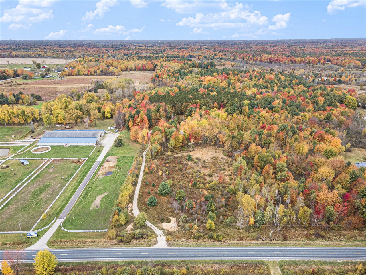 Homes for sale in Nunica, MI | 6325 Maple Island Rd, Nunica, MI 49448 | MLS# 70503008