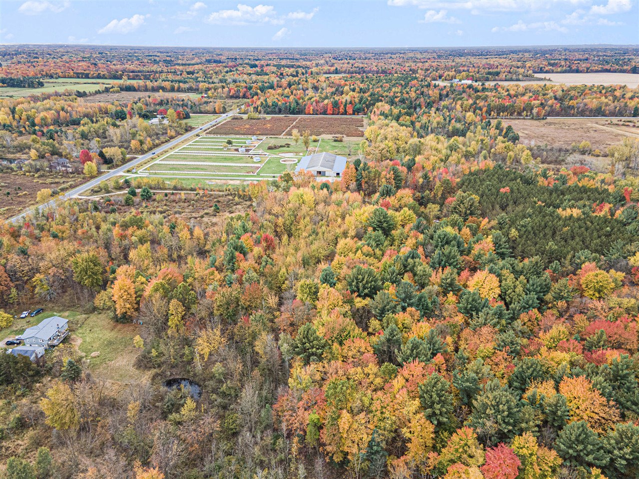 Homes for sale in Nunica, MI | 6325 Maple Island Rd, Nunica, MI 49448 | MLS# 70503008