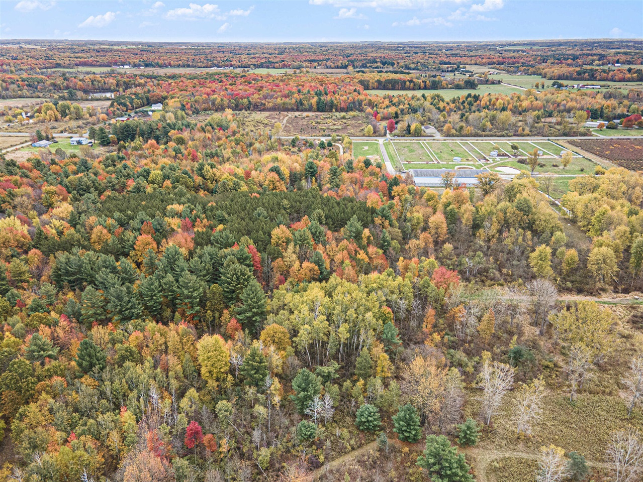 Homes for sale in Nunica, MI | 6325 Maple Island Rd, Nunica, MI 49448 | MLS# 70503008