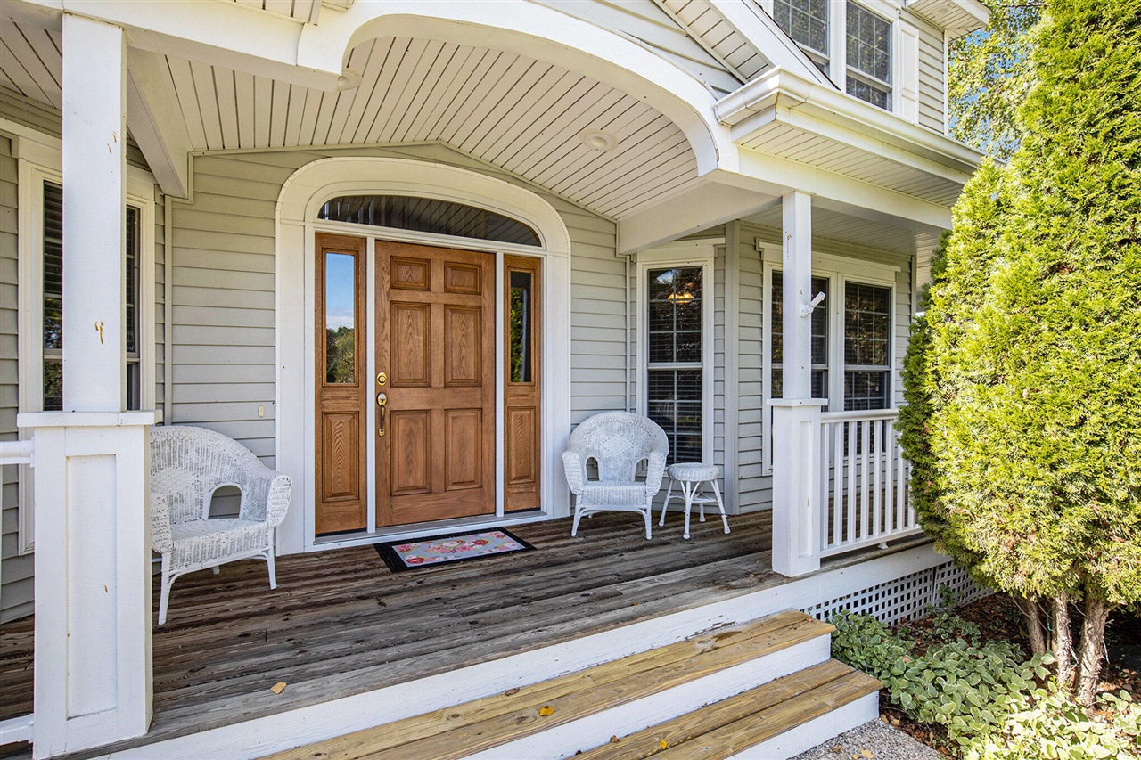 Homes for sale in Rockford, MI | 9975 Young Ave, Rockford, MI 49341 | MLS# 70503120