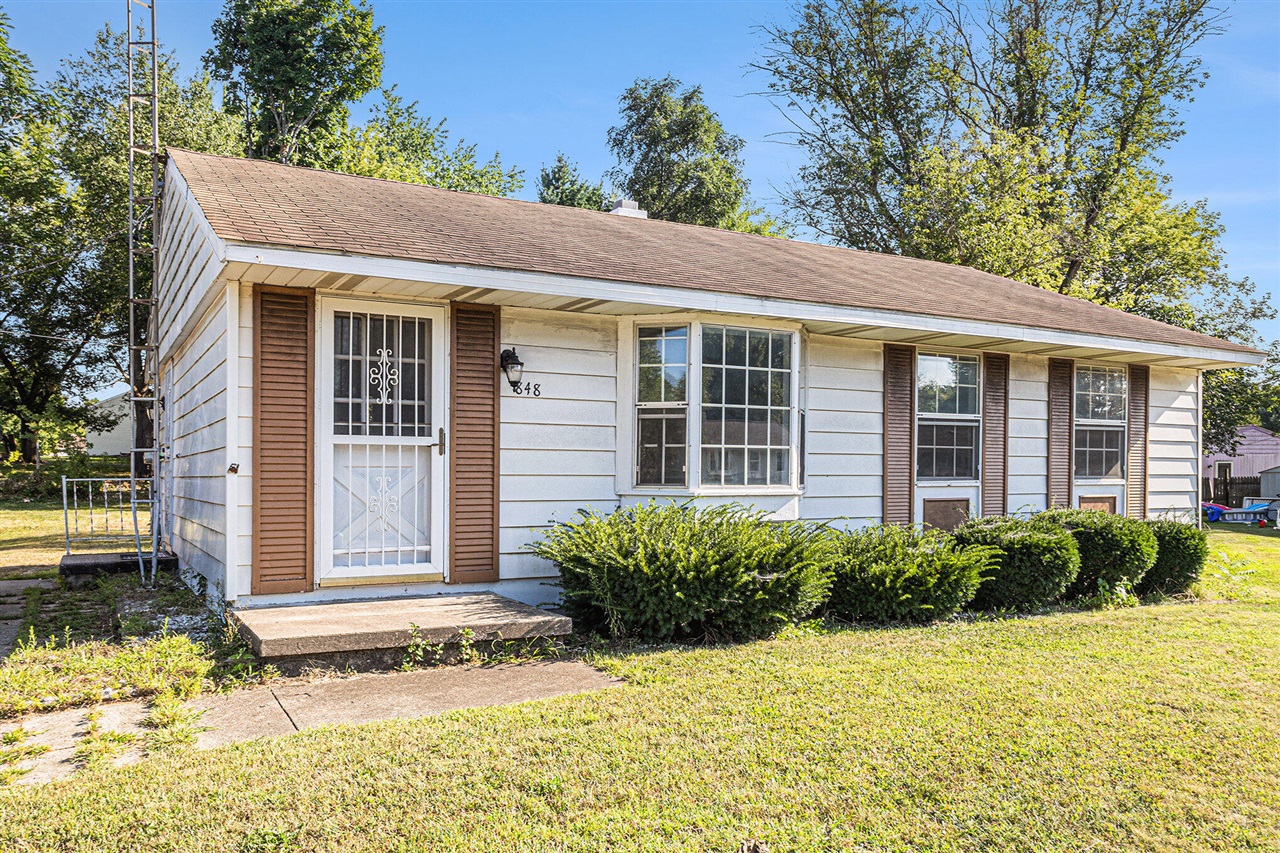 Homes for sale in Albion, MI | 848 Athena Dr, Albion, MI 49224 | MLS# 70503122