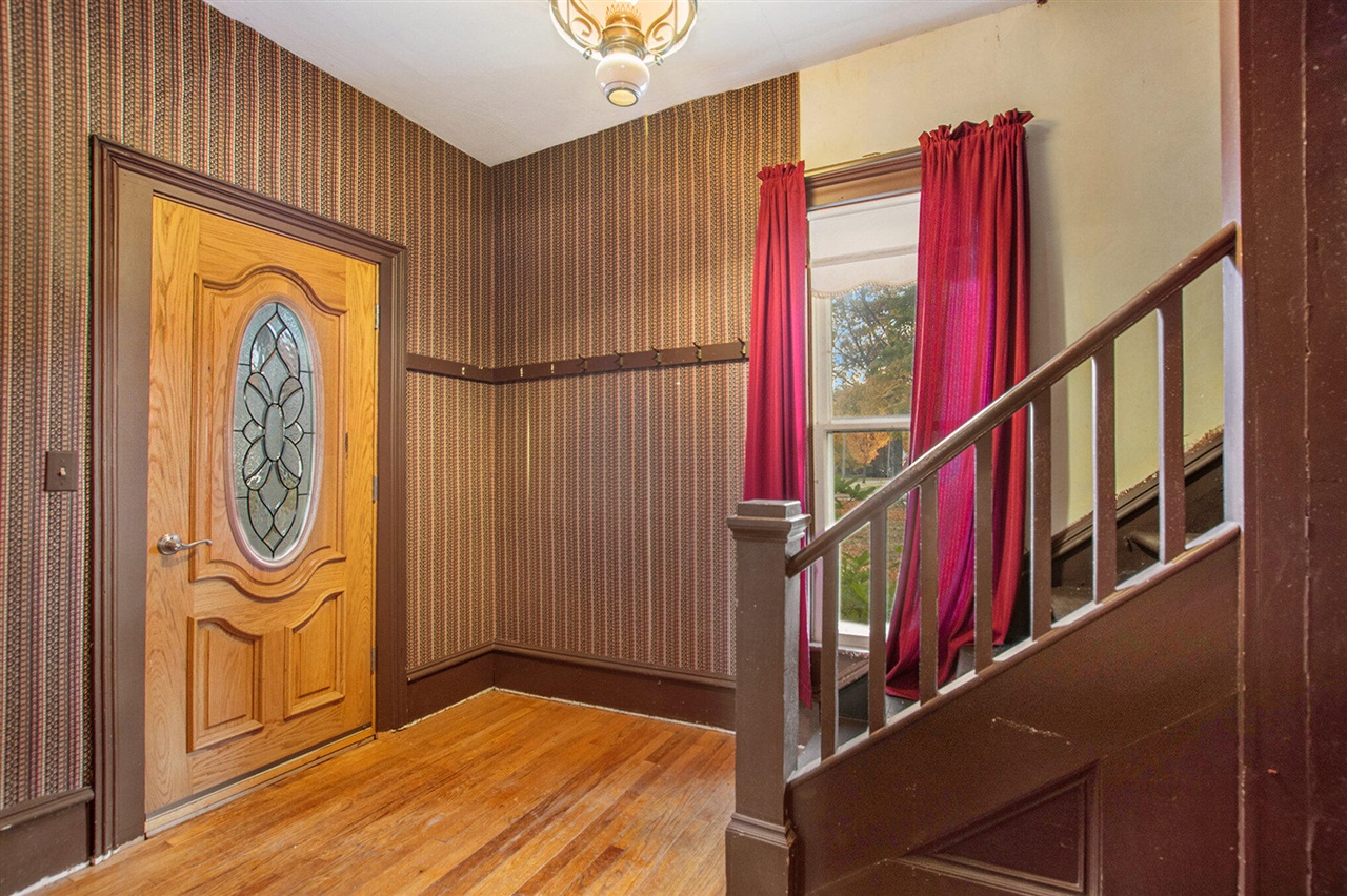 Homes for sale in Montague, MI | 4851 Dowling St, Montague, MI 49437 | MLS# 70503144