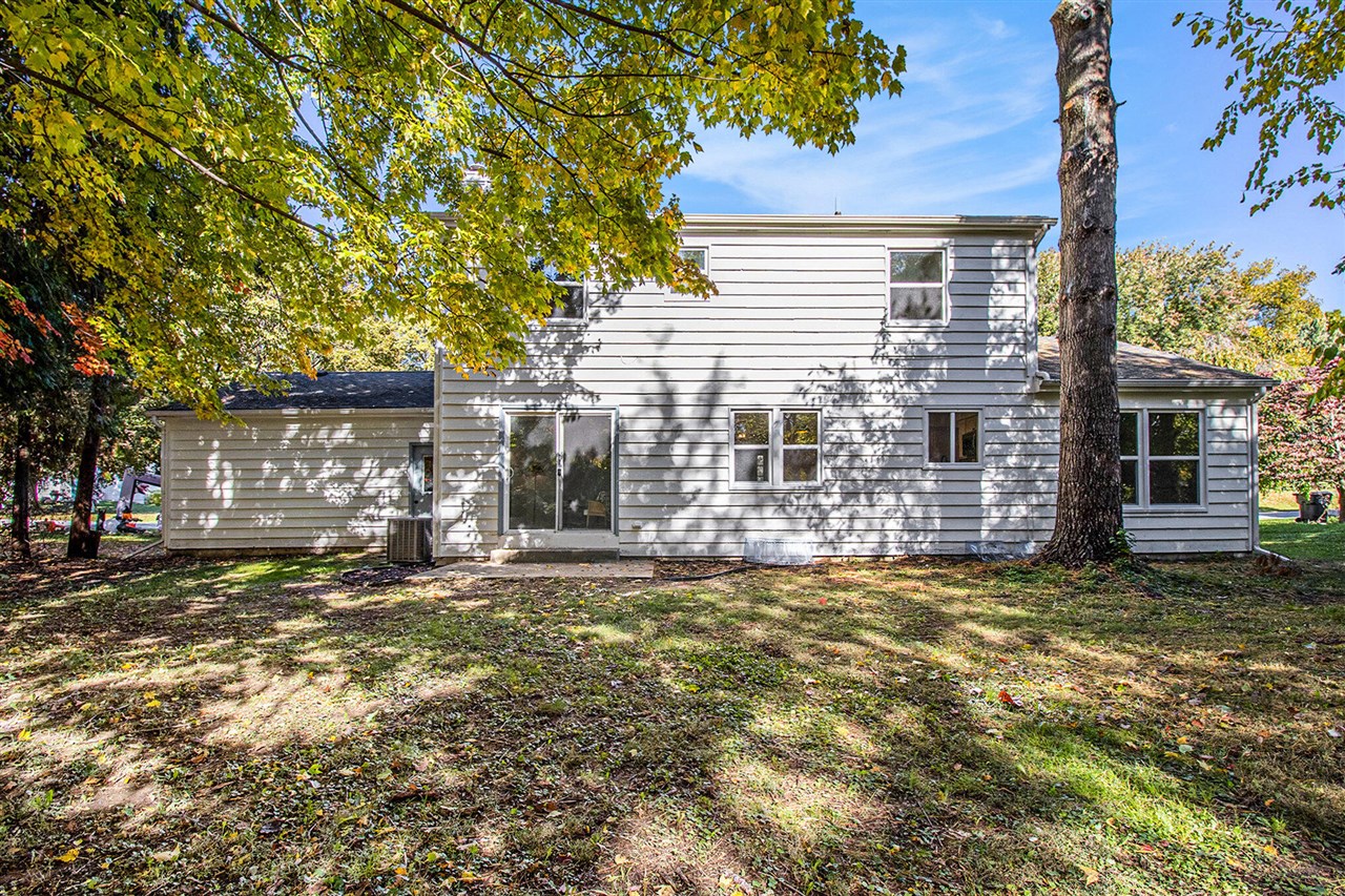 Homes for sale in Kalamazoo, MI | 5839 Scenic Way Dr, Kalamazoo, MI 49009 | MLS# 70503215