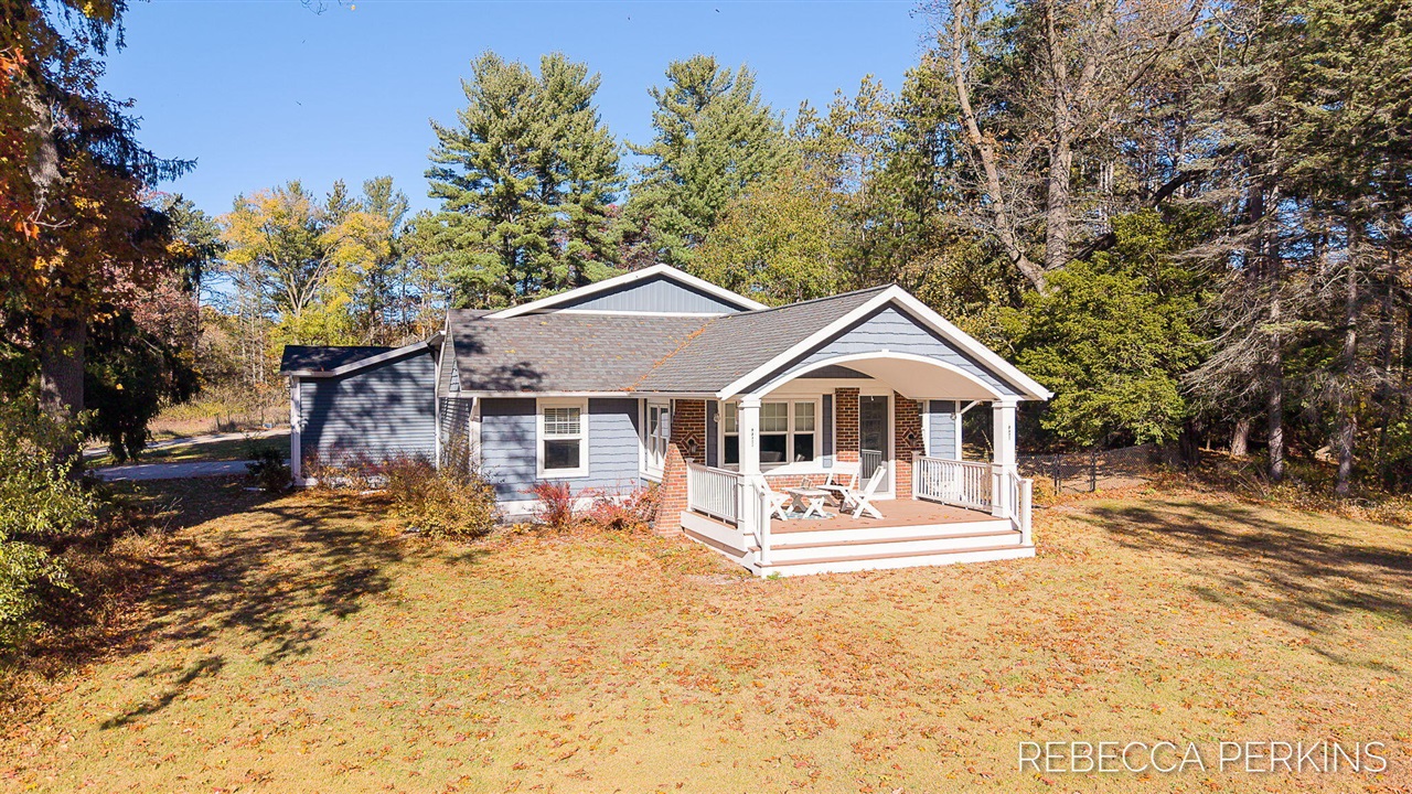 Homes for sale in Fruitport, MI | 6286 Heights Ravenna Rd, Fruitport, MI 49415 | MLS# 70503225