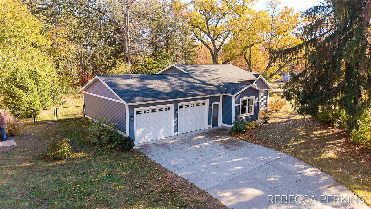 Homes for sale in Fruitport, MI | 6286 Heights Ravenna Rd, Fruitport, MI 49415 | MLS# 70503225