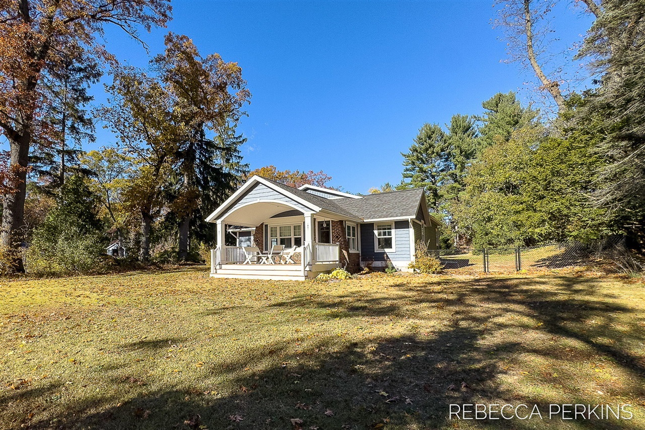 Homes for sale in Fruitport, MI | 6286 Heights Ravenna Rd, Fruitport, MI 49415 | MLS# 70503225