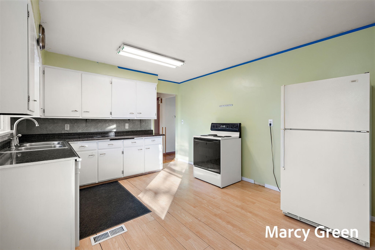 Homes for sale in Grand Haven, MI | 603 S Ferry St, Grand Haven, MI 49417 | MLS# 70503258