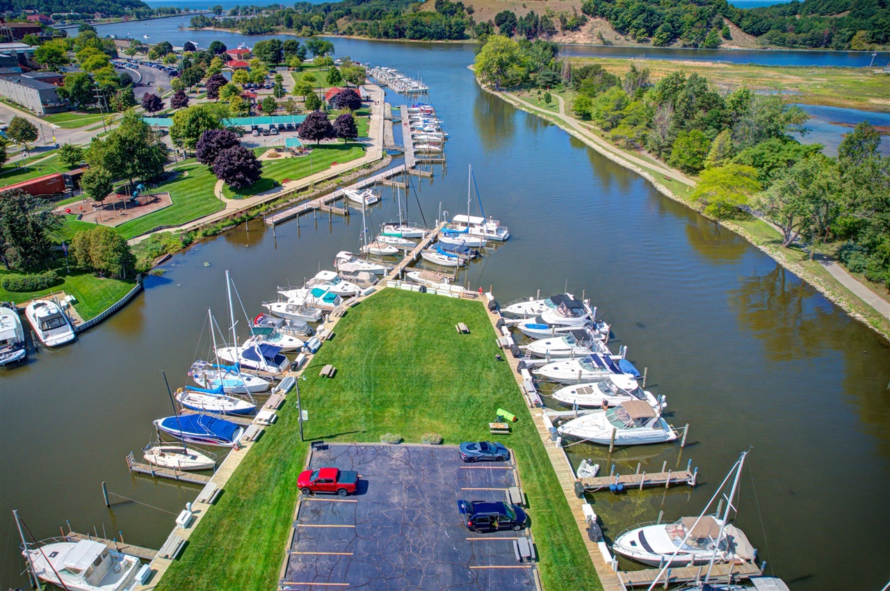 Homes for sale in Grand Haven, MI | 66 Wharfside, Grand Haven, MI 49417 | MLS# 70503371