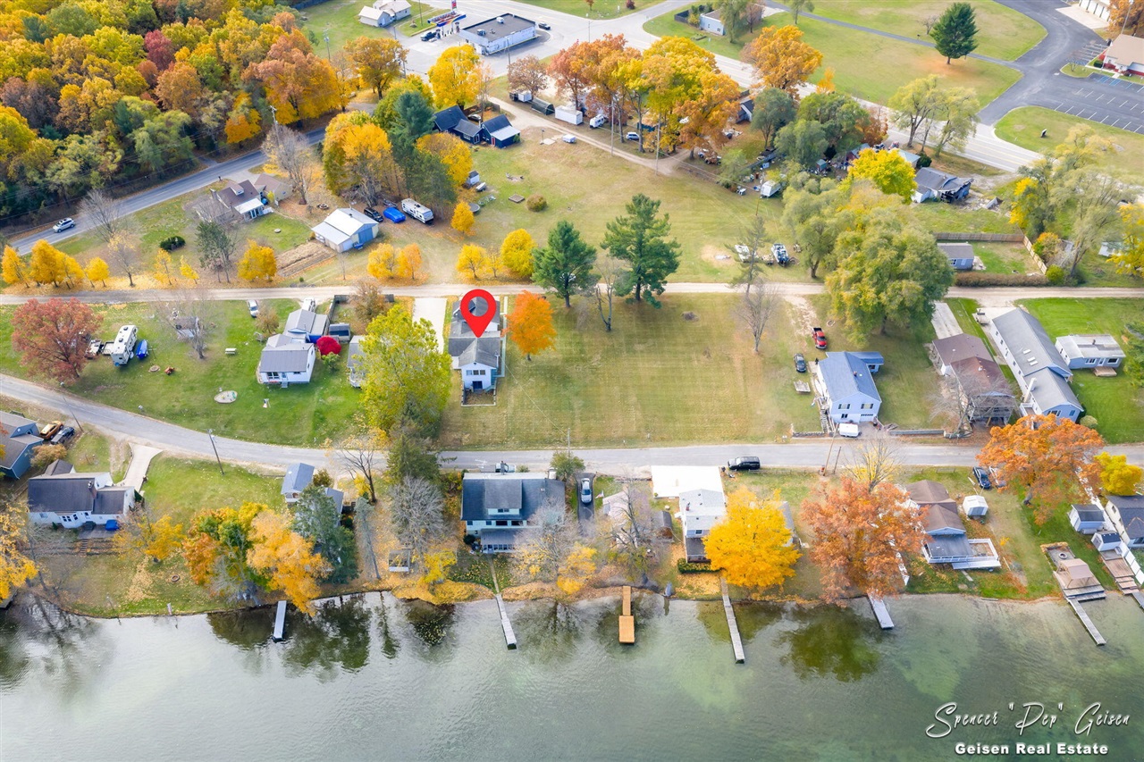 Homes for sale in Greenville, MI | 318 S Turk Lake Dr, Greenville, MI 48838 | MLS# 70503376