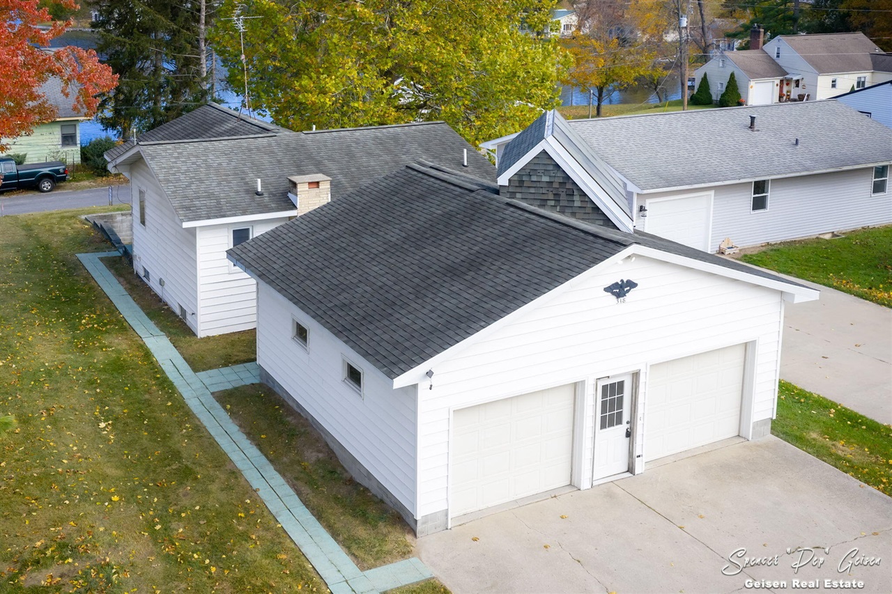 Homes for sale in Greenville, MI | 318 S Turk Lake Dr, Greenville, MI 48838 | MLS# 70503376