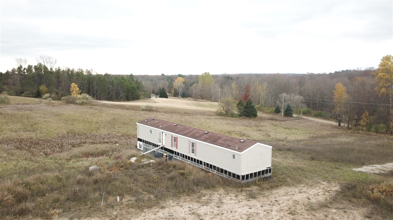 Homes for sale in Reed City, MI | 14220 N Beech Ave, Reed City, MI 49677 | MLS# 70503490