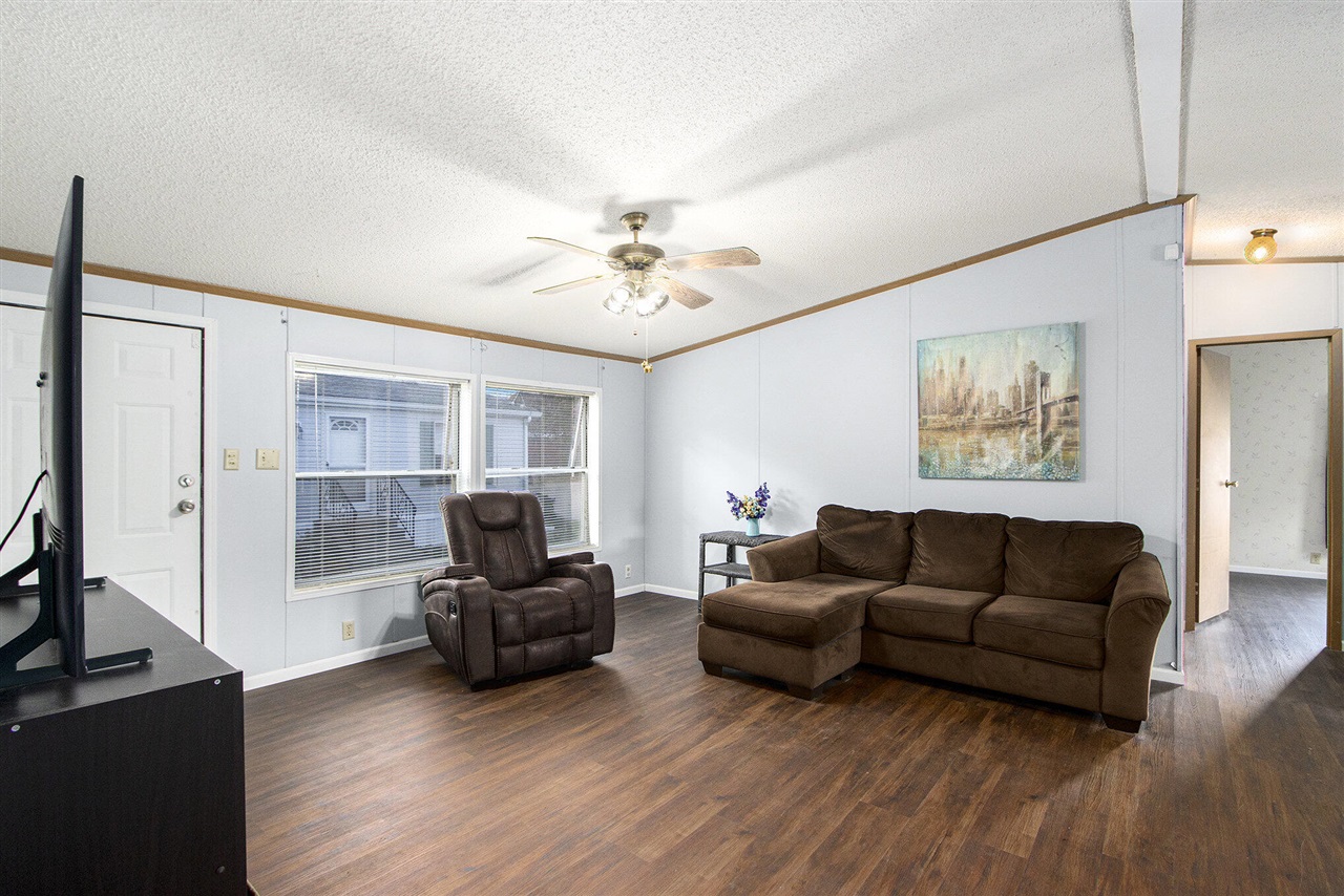 Homes for sale in Kalamazoo, MI | 6673 Pamela Ct, Kalamazoo, MI 49009 | MLS# 70503532