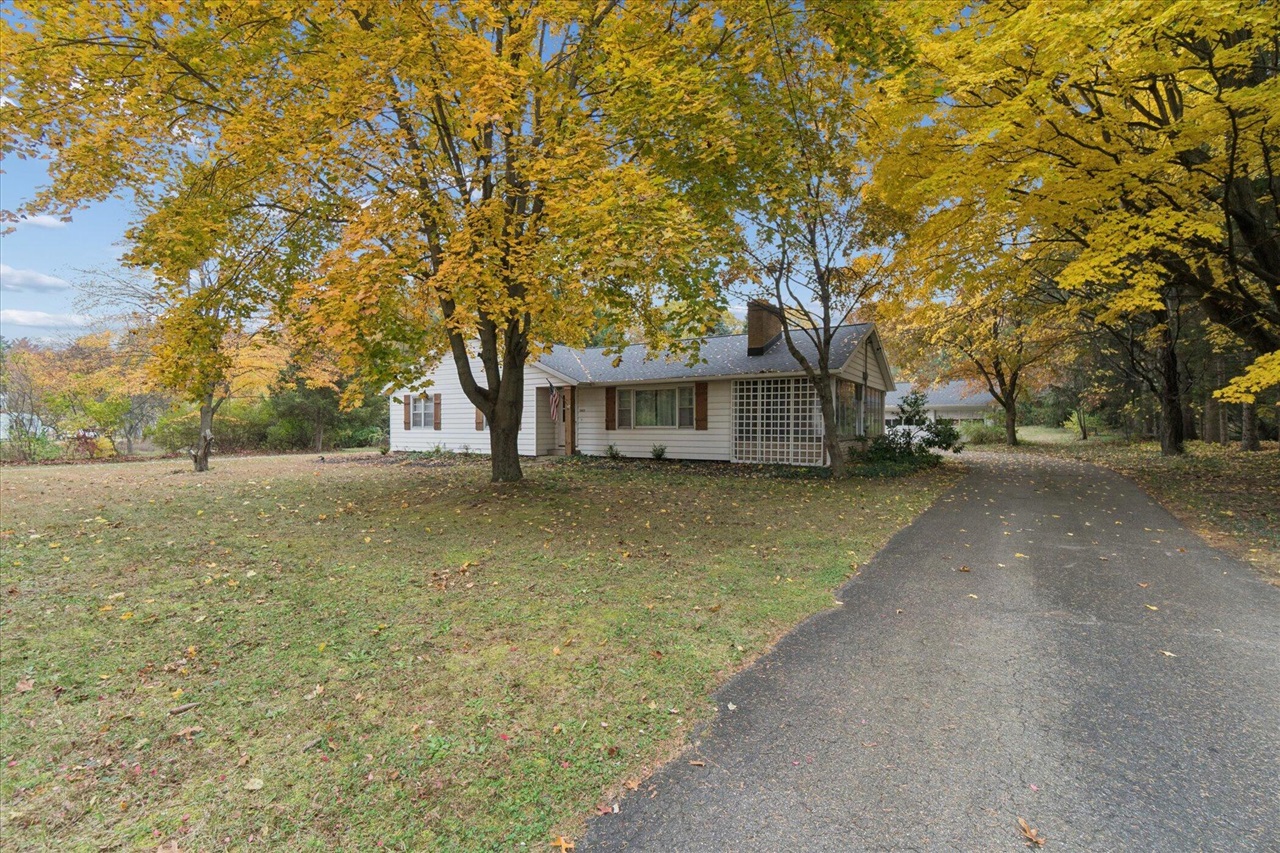 Homes for sale in Portage, MI | 2623 Vanderbilt Ave, Portage, MI 49024 | MLS# 70503590