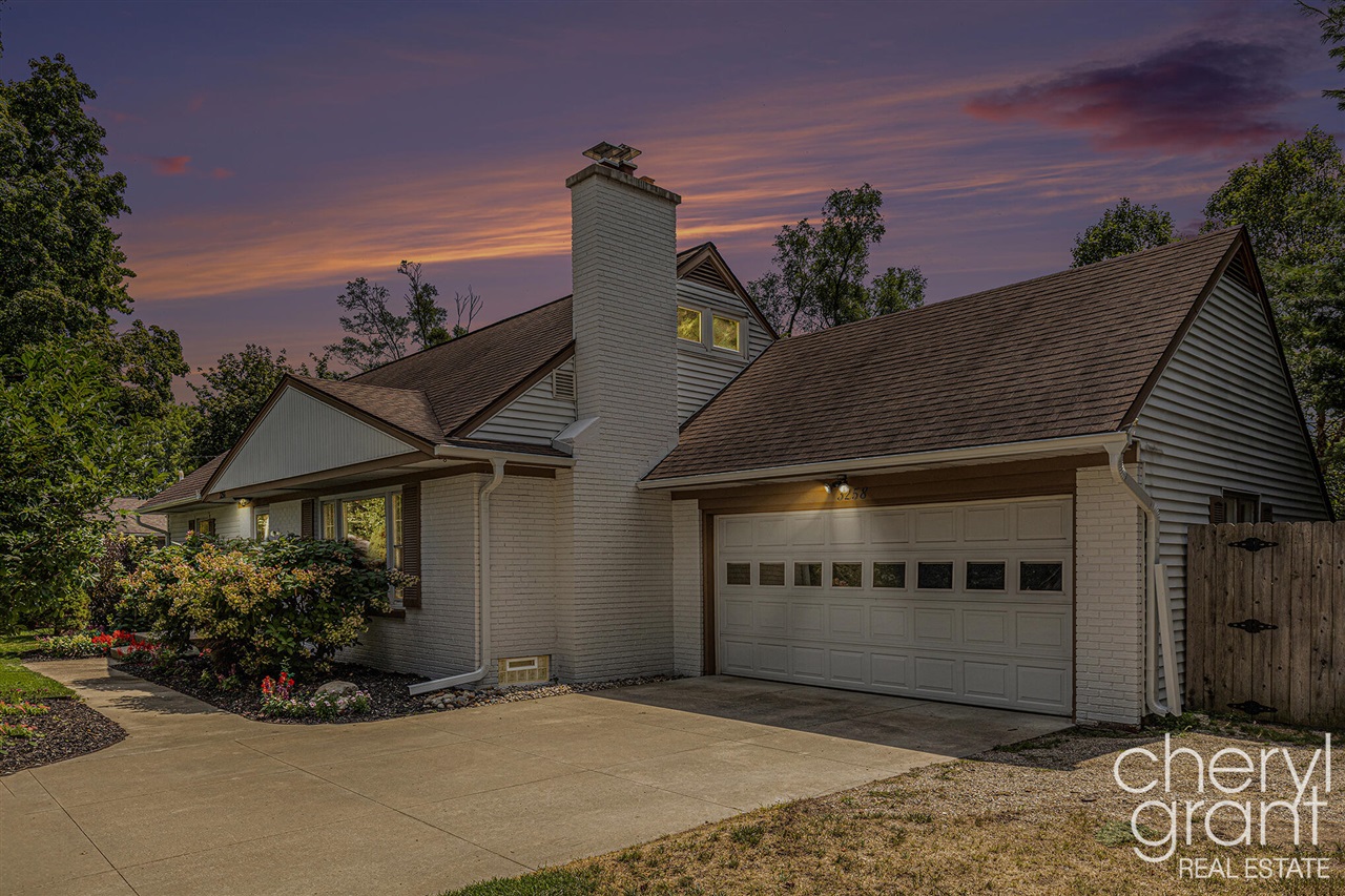 Homes for sale in Rockford, MI | 3258 Sunnyhill St, Rockford, MI 49341 | MLS# 70503618