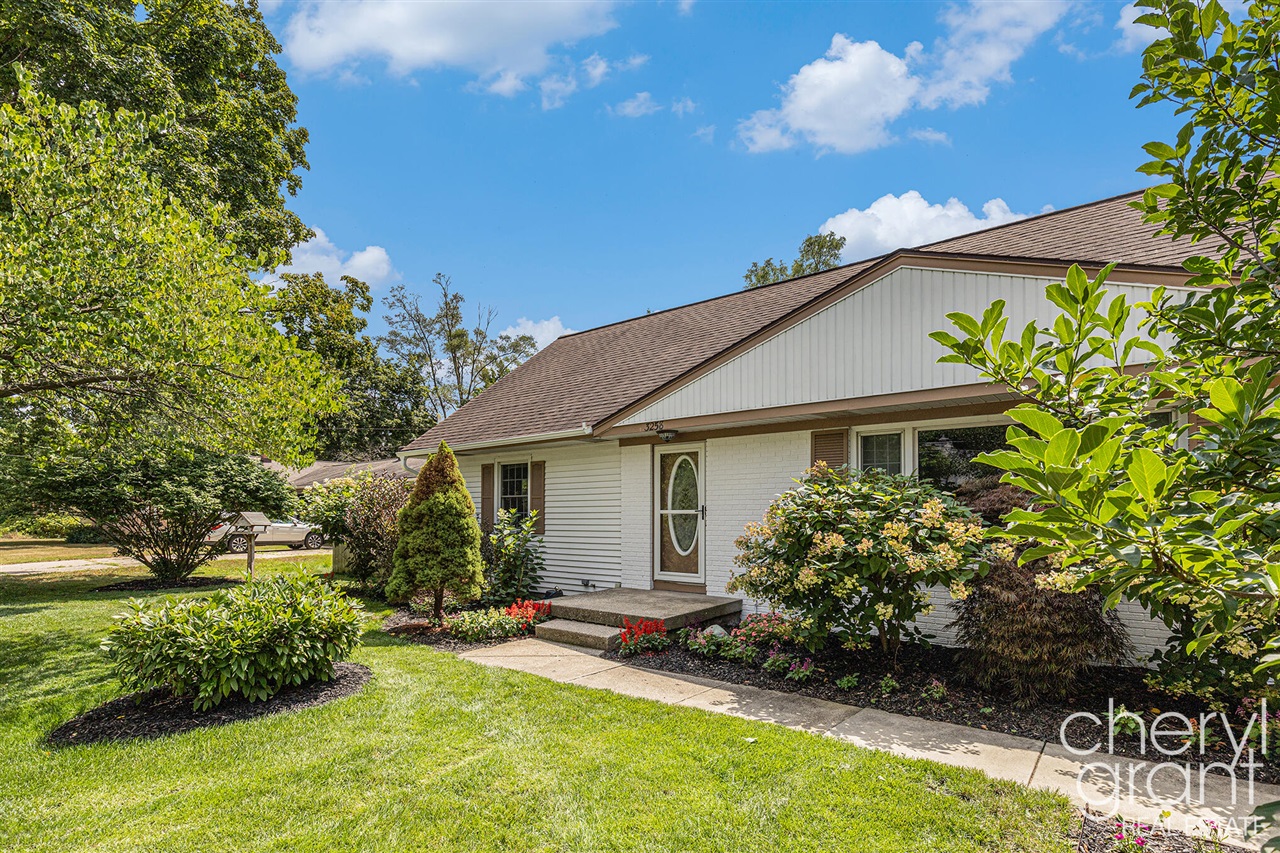 Homes for sale in Rockford, MI | 3258 Sunnyhill St, Rockford, MI 49341 | MLS# 70503618