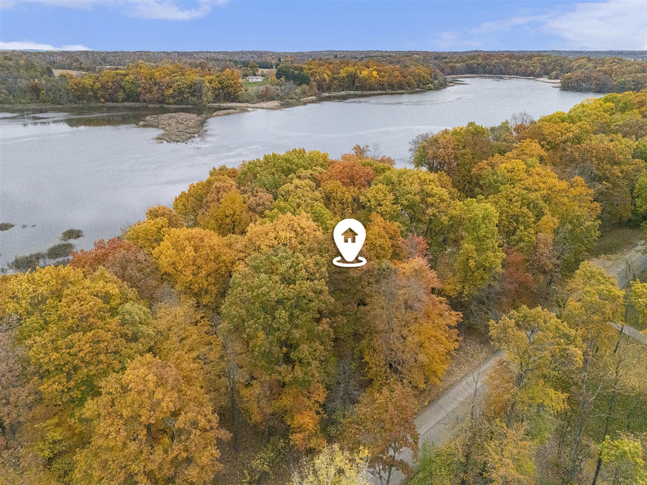 Homes for sale in Galesburg, MI | 14085 Peninsula Dr, Galesburg, MI 49053 | MLS# 70503623