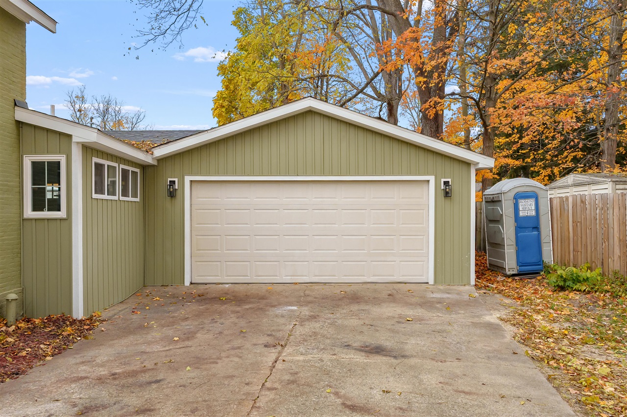 Homes for sale in Three Rivers, MI | 614 Walnut St, Three Rivers, MI 49093 | MLS# 70503630