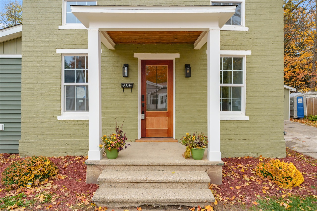 Homes for sale in Three Rivers, MI | 614 Walnut St, Three Rivers, MI 49093 | MLS# 70503630