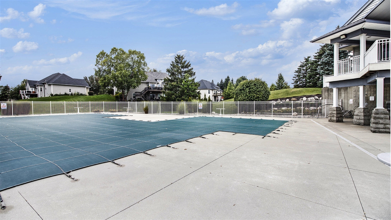 Homes for sale in Wyoming, MI | 4101 Del Mar Village Dr, Wyoming, MI 49418 | MLS# 70503675