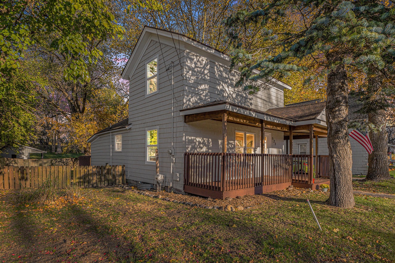 Homes for sale in Middleville, MI | 121 High St, Middleville, MI 49333 | MLS# 70503681