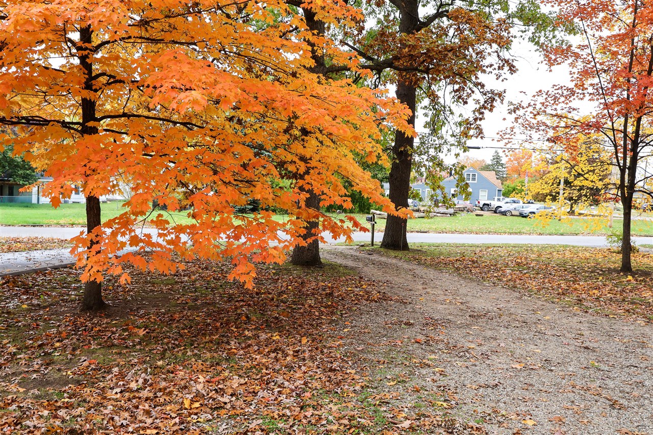 Homes for sale in Wyoming, MI | 2640 Lee St, Wyoming, MI 49519 | MLS# 70503783