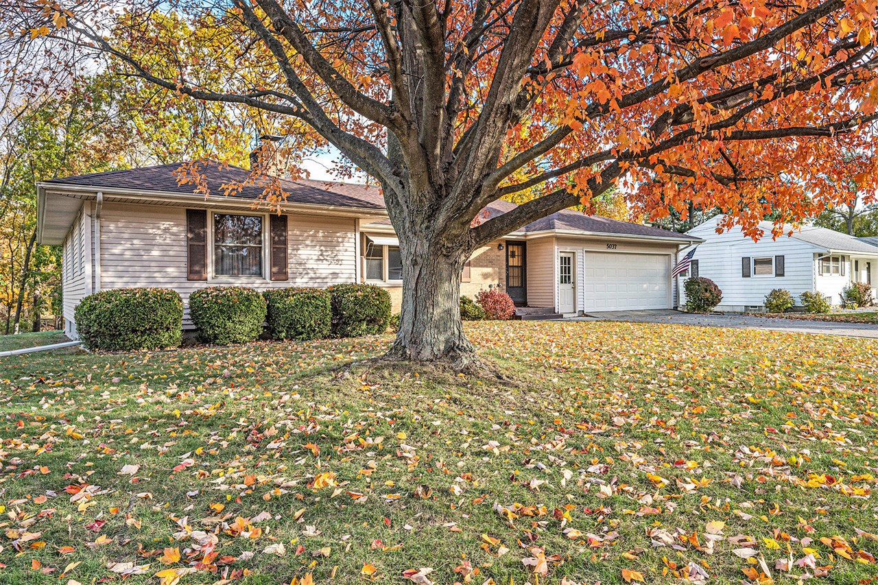 Homes for sale in Portage, MI | 5037 Old Colony Rd, Portage, MI 49024 | MLS# 70503805
