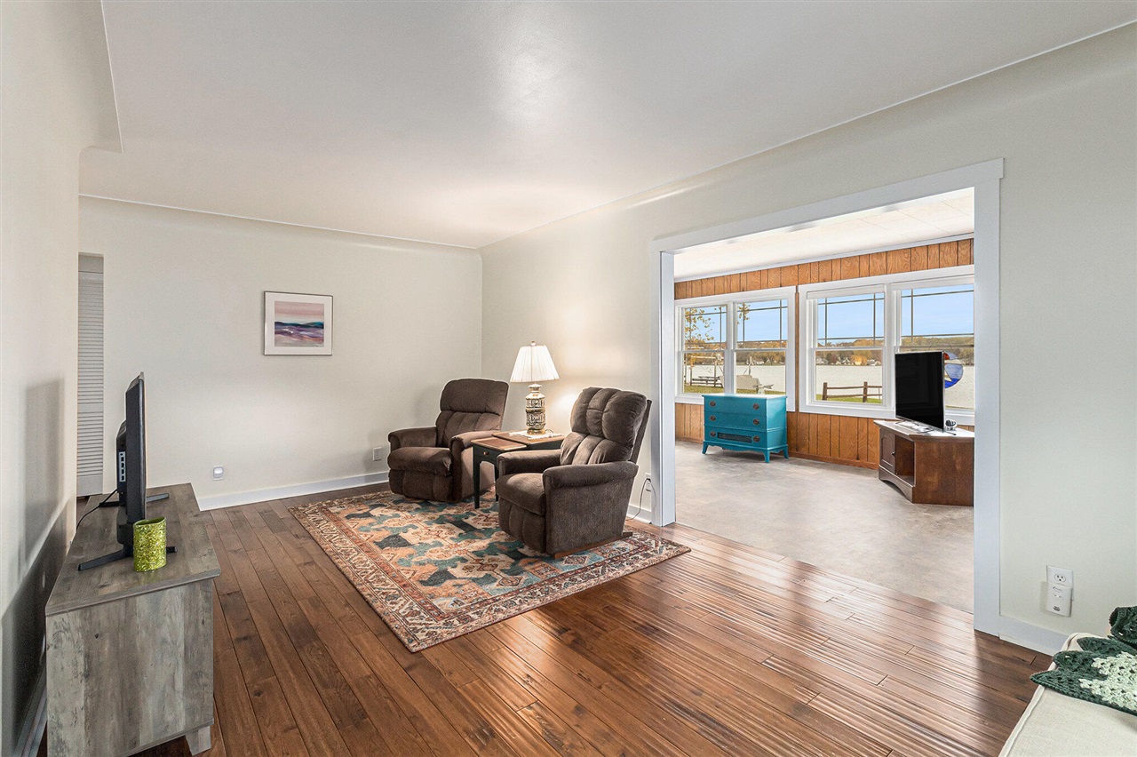 Homes for sale in Jackson, MI | 7150 Greenes Dr, Jackson, MI 49201 | MLS# 70503843