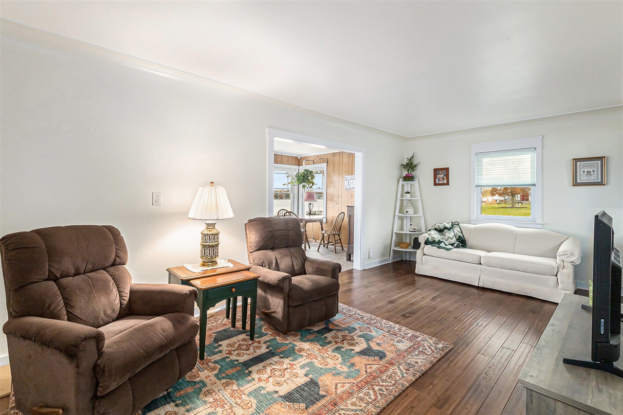 Homes for sale in Jackson, MI | 7150 Greenes Dr, Jackson, MI 49201 | MLS# 70503843