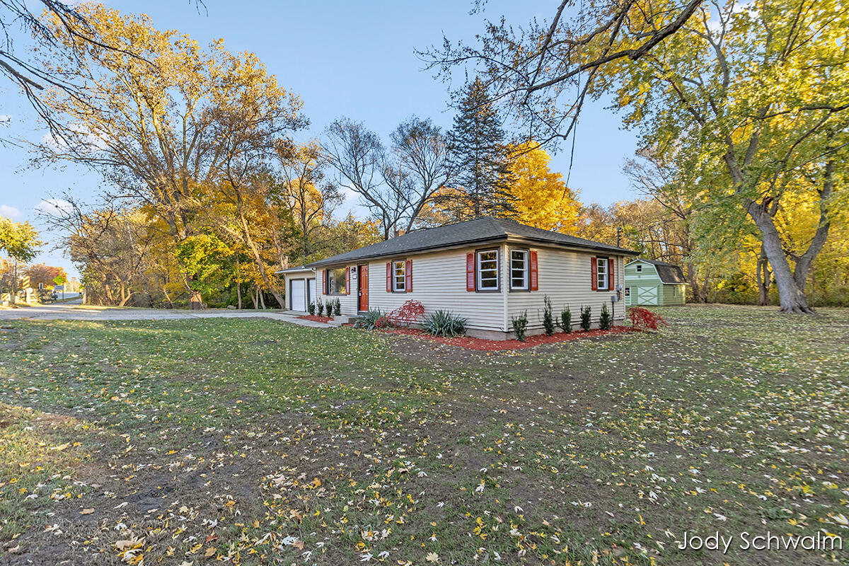 Homes for sale in Holland, MI | 434 Riley St, Holland, MI 49424 | MLS# 70503895