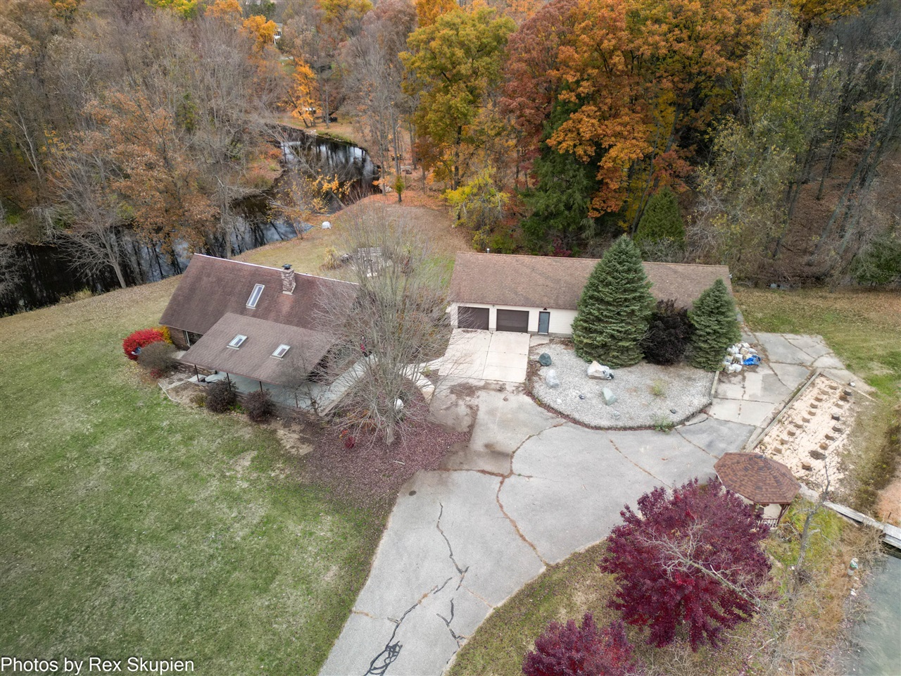 Homes for sale in Hesperia, MI | 3733 S Brenlor Dr, Hesperia, MI 49421 | MLS# 70503911