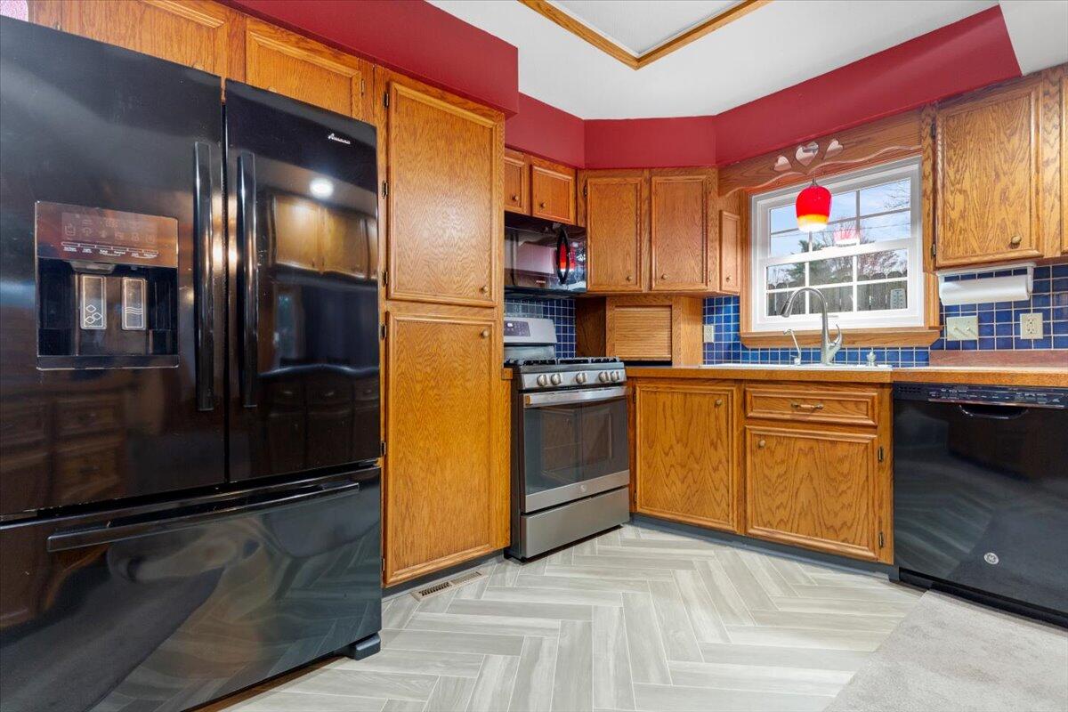 Homes for sale in Newaygo, MI | 202 S Clay St, Newaygo, MI 49337 | MLS# 70503975