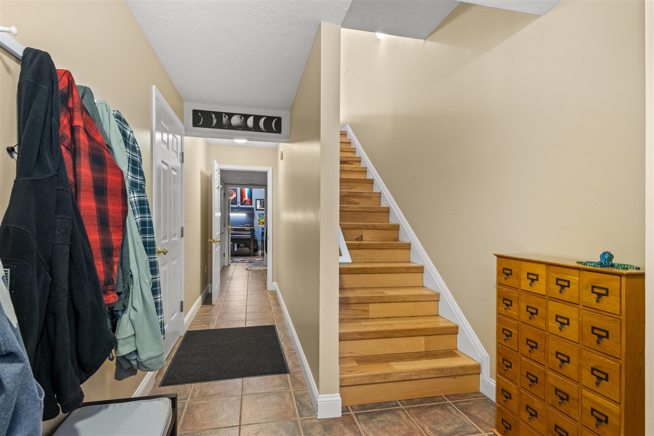 Homes for sale in Manistee, MI | 86 Spinnaker Dr, Manistee, MI 49660 | MLS# 70504083