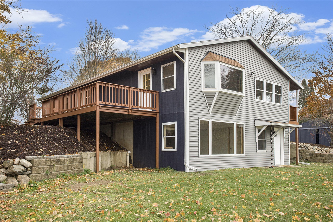 Homes for sale in Marcellus, MI | 11565 M216 Hwy, Marcellus, MI 49067 | MLS# 70504254