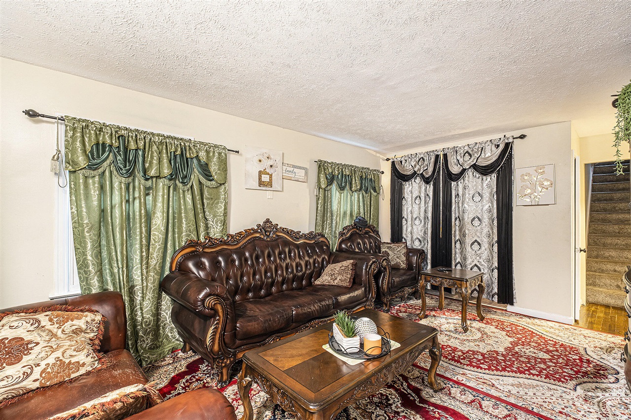 Homes for sale in Grand Rapids, MI | 927 Merrifield St, Grand Rapids, MI 49507 | MLS# 70504417