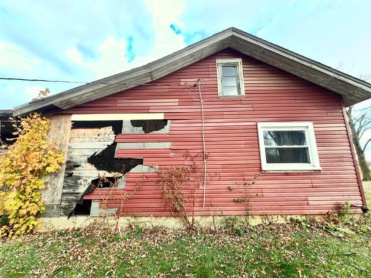 Homes for sale in Osseo, MI | 3240 E Reading Rd, Osseo, MI 49266 | MLS# 70504445