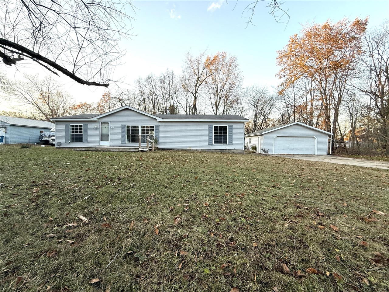 Homes for sale in Howard City, MI | 17250 Apache Trl, Howard City, MI 49329 | MLS# 70504534