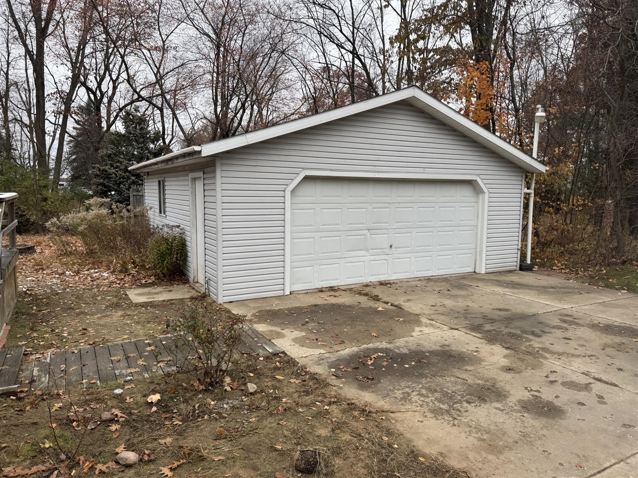 Homes for sale in Howard City, MI | 17250 Apache Trl, Howard City, MI 49329 | MLS# 70504534