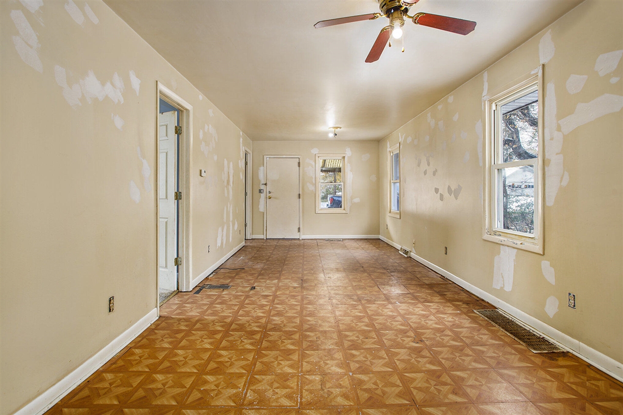 Homes for sale in Battle Creek, MI | 209 Theodore St, Battle Creek, MI 49014 | MLS# 70504584