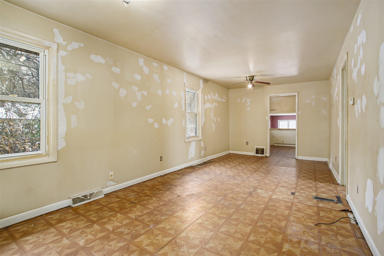 Homes for sale in Battle Creek, MI | 209 Theodore St, Battle Creek, MI 49014 | MLS# 70504584