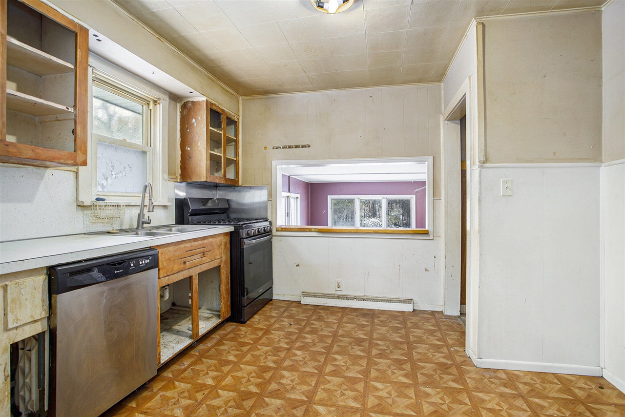 Homes for sale in Battle Creek, MI | 209 Theodore St, Battle Creek, MI 49014 | MLS# 70504584