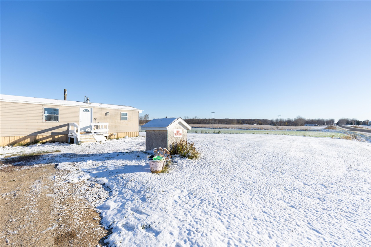 Homes for sale in Carson City, MI | 8945 E Fenwick Rd, Carson City, MI 48811 | MLS# 70504639