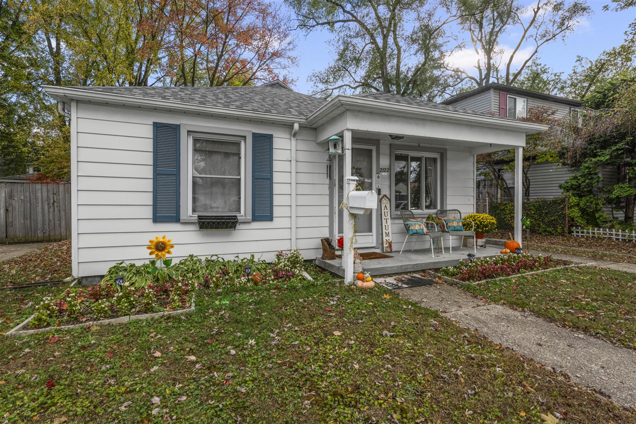 Homes for sale in Royal Oak, MI | 2122 Brockton Ave, Royal Oak, MI 48067 | MLS# 70504773