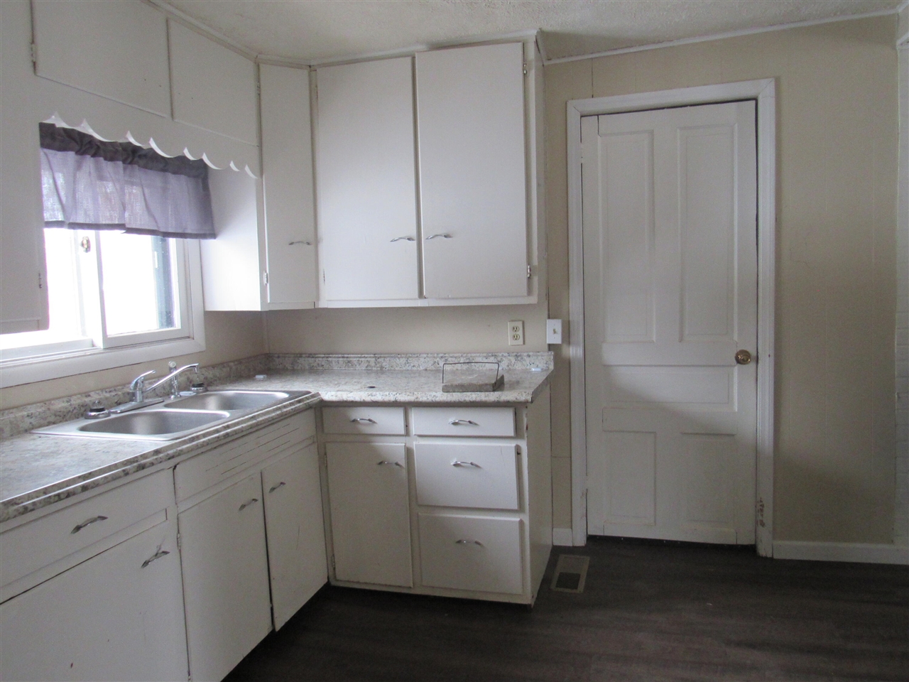 Homes for sale in Colon, MI | 161 Palmer Ave, Colon, MI 49040 | MLS# 70504873