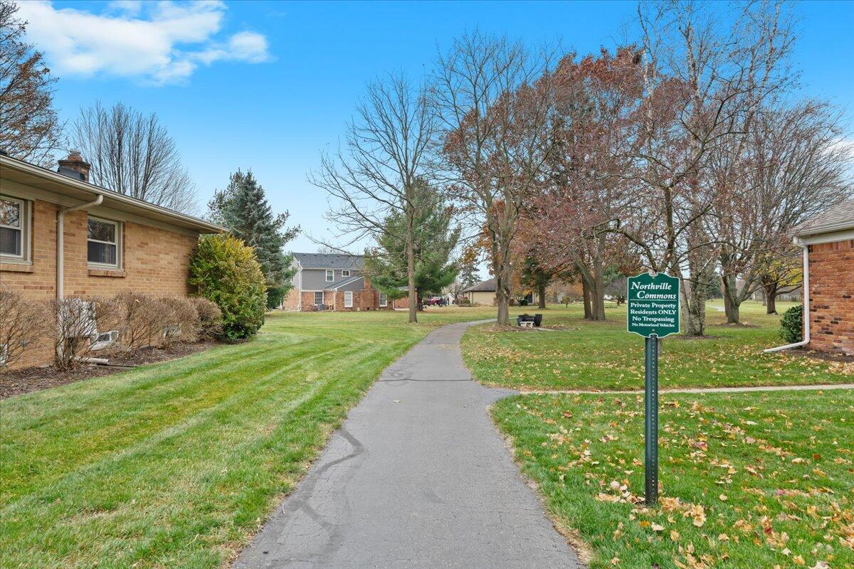 Homes for sale in Northville, MI | 41849 Banbury Rd, Northville, MI 48168 | MLS# 70504903