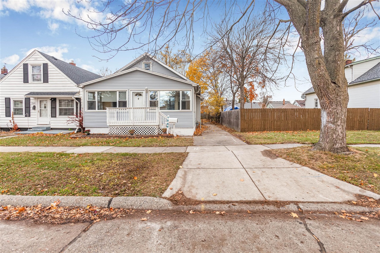 Homes for sale in Center Line, MI | 7335 Wiegand Blvd, Center Line, MI 48015 | MLS# 70505284