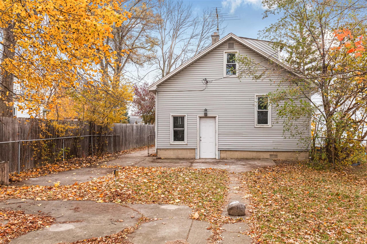 Homes for sale in Center Line, MI | 7335 Wiegand Blvd, Center Line, MI 48015 | MLS# 70505284