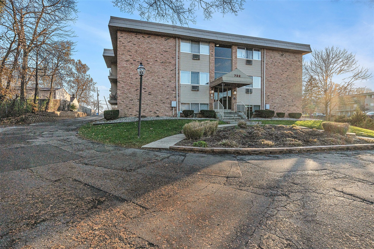 Homes for sale in Kalamazoo, MI | 722 W Kilgore Rd #301, Kalamazoo, MI 49008 | MLS# 70505354