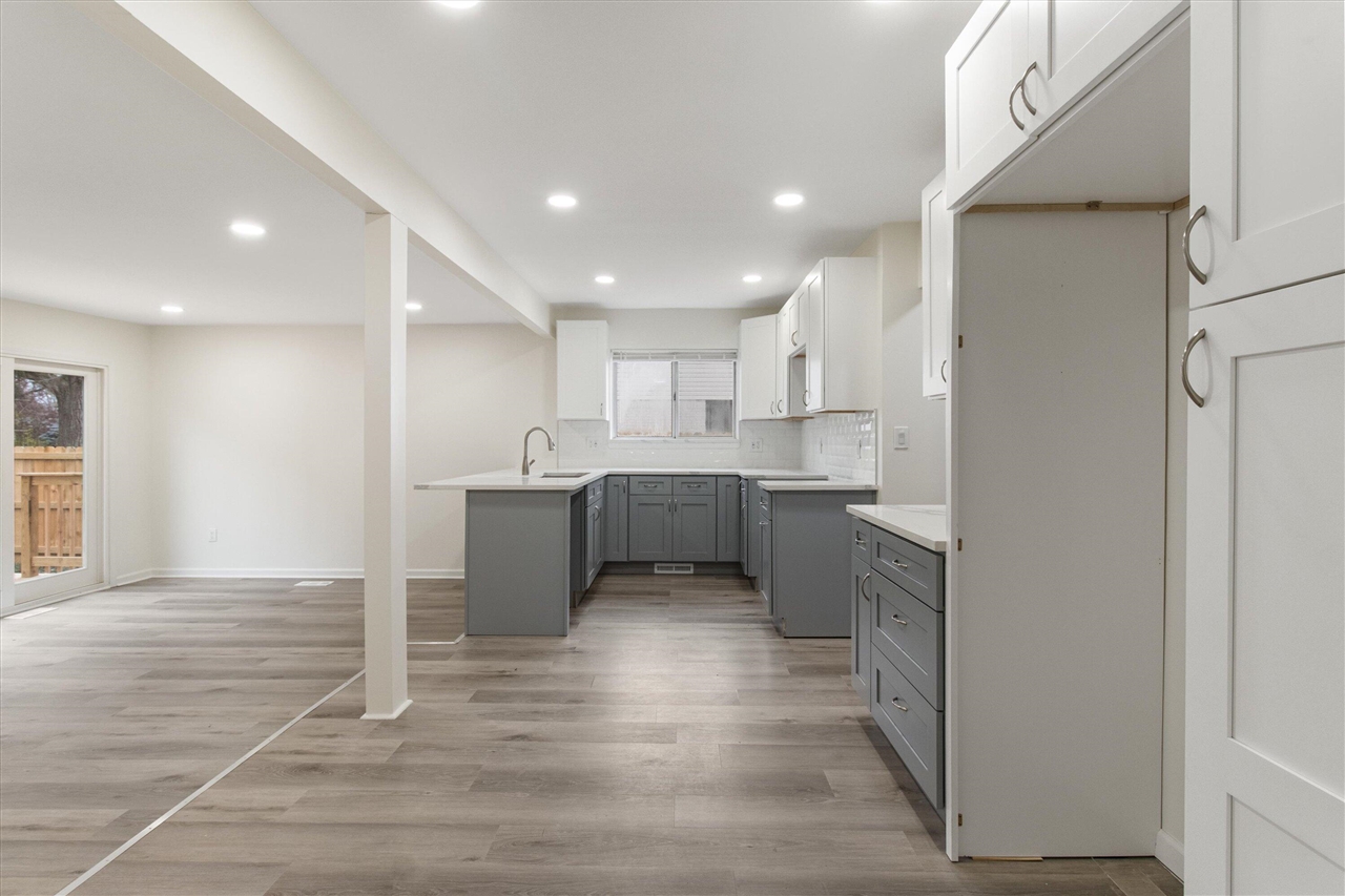 Homes for sale in Troy, MI | 1735 Crestline Dr, Troy, MI 48083 | MLS# 70505375