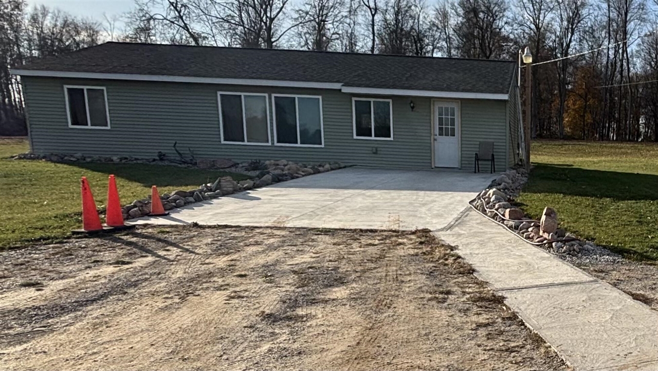 Homes for sale in Ionia, MI | 1637 N State Rd, Ionia, MI 48846 | MLS# 70505382