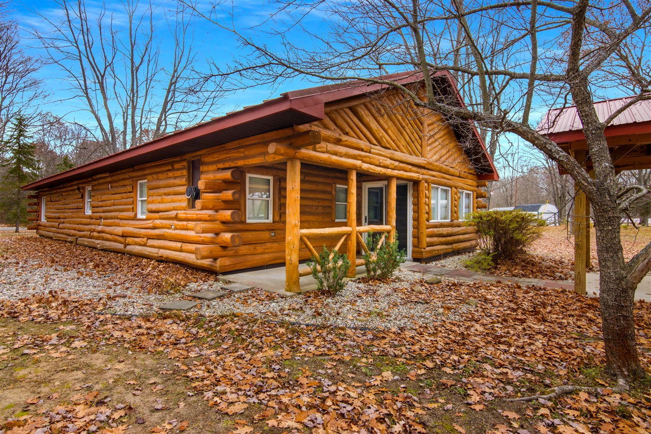 Homes for sale in Mancelona, MI | 6360 Little Twin Lake Rd, Mancelona, MI 49659 | MLS# 70505709